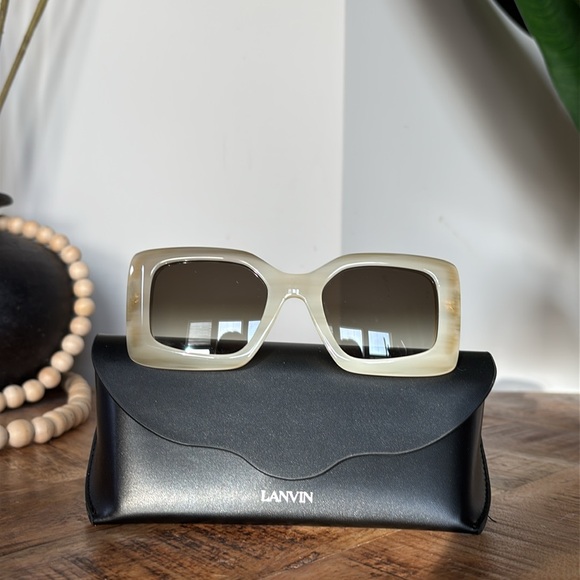 NWT⚠️ Authentic LANVIN 50mm Gradient Square Designer Sunglasses🤎🕶️🌅 - Picture 15 of 17